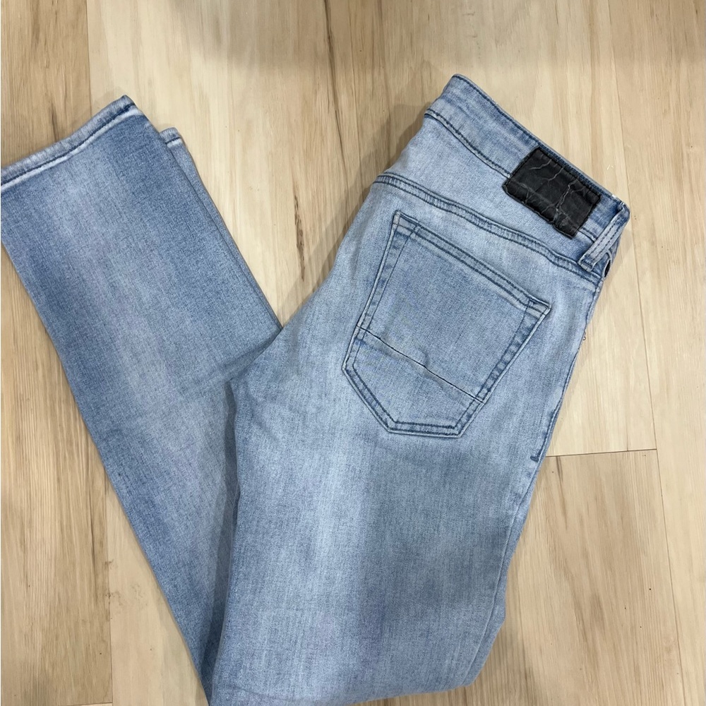Light blue jeans - Picture 3 of 3